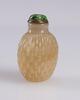 Qing - A Yellowish White Jade Carved Snuff Bottle - 3