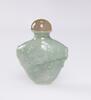 Qing - A Jade Carved Snuff Bottle - 2