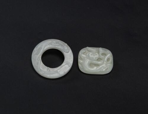 Qing-Two Pieces Of White Jade Carved Chilung