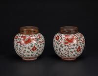 Late Qing/Republic-A Pair Of Iron Red Phoenix And Green Leaf Jars With Wood Covers