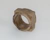 Neolithic - A Jade Gong - 5 x 5 x 3.3 cm - 5