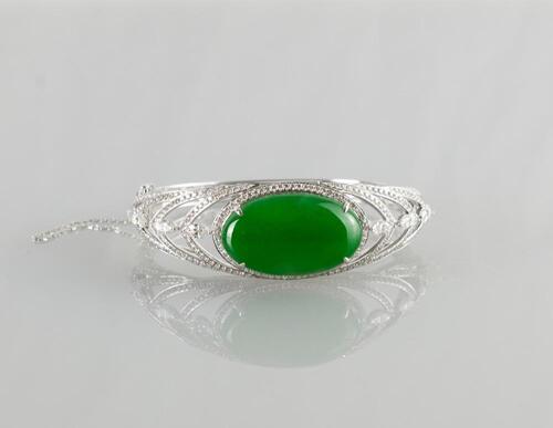Super large bright green Jadeite Jade cabochon diamond bangle