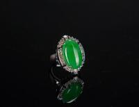 A Jadeite Mounted Diamonds And 18K White Gold Ring