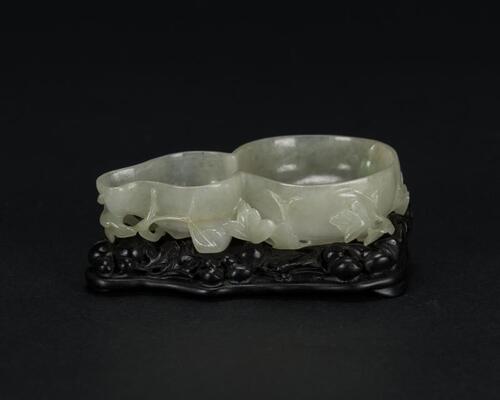 QingA Jadeite Carved Gourd Washer