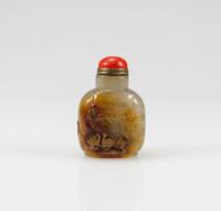 An Agate Carved Figure Snuff Bottle