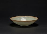 Song-A Celadon Glazed &#8216;Wave&#8217; Plate