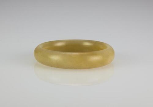 Qing-A Yellowish White Jade Bangle