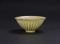 Yaozhou Yao Celadon Carved‘Floral‘ Bowl