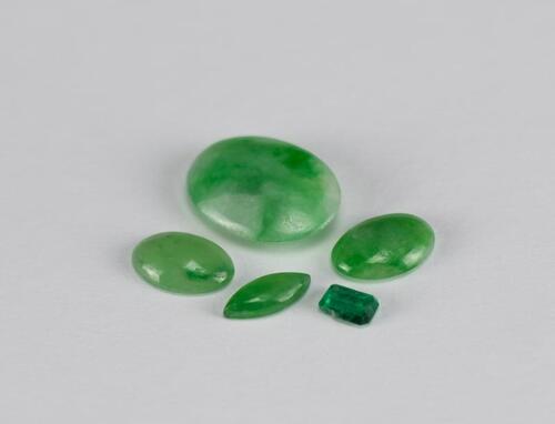 A Foue Jadeite Cabarron and Green Emlnem