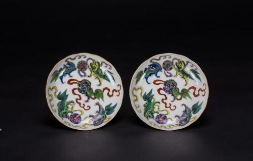 Qing-A Pair Of Dou Cai ‘FiveLions’ Dishes