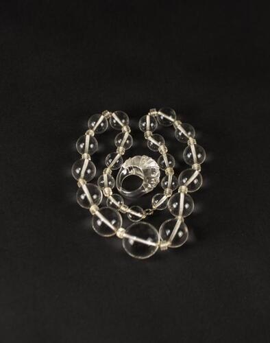 A Clear Crystal Nicklace And Ring