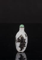 Qing-A Black Overlay White Glass Snuff Bottle