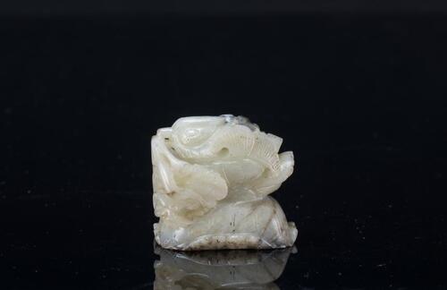 Liao- A White Jade Carved ‘Duck’Censer Top