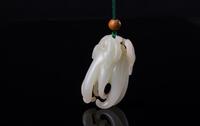 Qing-A White Bergamot Flower Pendant