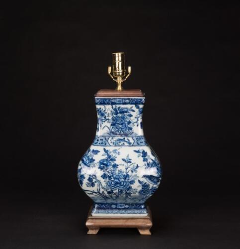 Qing-A Blue And White Vase Lamp