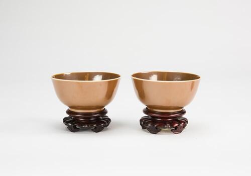 Qing Guangxu-A Pair Of Brown Glazed Bowls