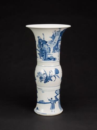 Qing Kangxi - A Blue and white figures and flowers beaker vase