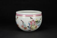 Qing Guangxu - A Famille Glaze 'Ladies and Children' Jar, with Chu Xiu Gong Zhi' Mark