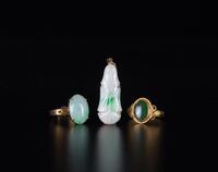 A Two Jadeite Gold Ring and A Jadeite Quanyin Pendant