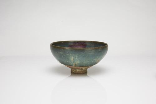 Song/Yuan Dynasty-A Purple Splashed Jun Bowl