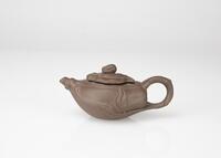 Zisha Melon Tea Pot(Qu Hongfang)mark