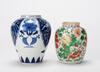 Qing - A Sancai 'Lion And Flower' Small Jar - 3