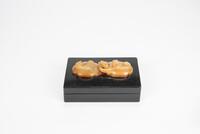 Late Qing - A Yellowish Jade Carved Chillung Dragon Belt-Buckle insert On Top Black Lacquer Box