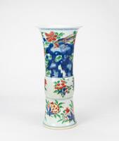 Qing - A Wucai Flowers And Birds Vase