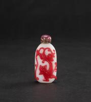 Qing - A Red Overlay White Glass �Chilung� Snuff Bottle