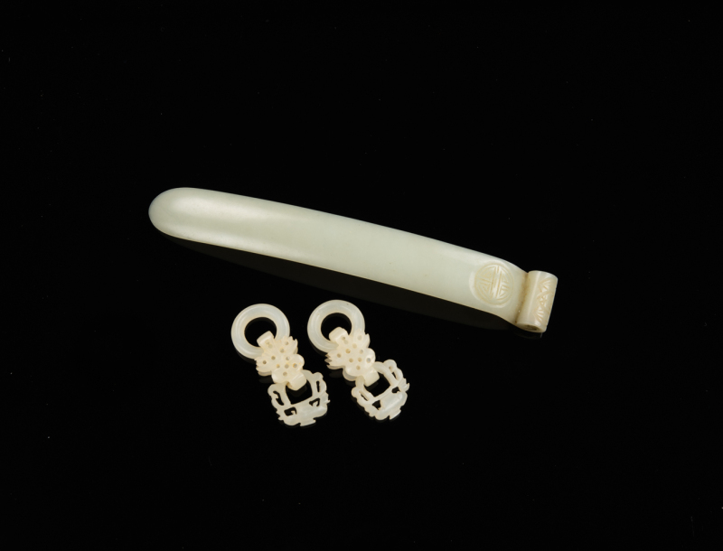 Late Qing-A Pair Of White Jade Carved Earing and White Jade Hair Pin (Total 3Pcs )