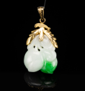 A Green Jadeite Carved Double Peaches Mounted 18K Gold Pendant - 2