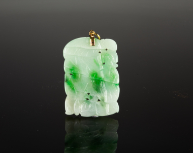 Republic - A Green Jadeite Carved �Lotus� Pendant