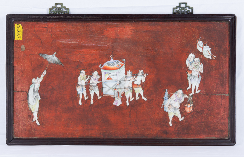 Qing- A Wood Red Lacquer Ground Inlaid Famille-Glazed Porcelain