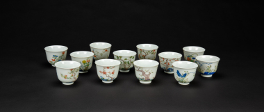 A Set Of Twelve Wucai Flowers Cups