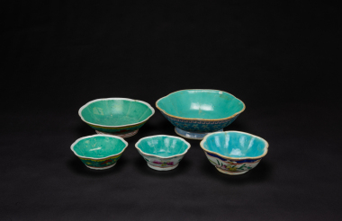 Early 20th Century-A Group Of Five Famille Glazed �Flowers� Bowls