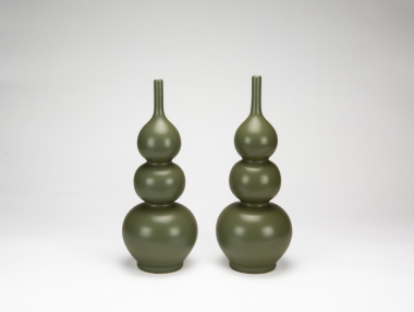 Early 20 th Century- A Pair Of Celadon Glazed Gourd Shape Vases�Da Qing Yongzheng Nain Zhi� Mark