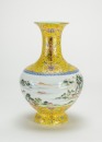 Repblic - A Yellow Ground Famille-Glazed ‘Landscape’ Vase - 4