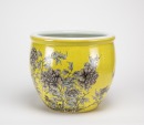 Qing - A Yellow - Ground ‘Peony ‘ Flower Pot - 4