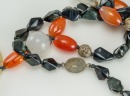 A White Jade Pendant With Agate Beads Necklace - 9