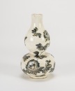 Early 20th Century - A White Glazed ‘Flower’ Goud Vase - 3