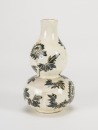 Early 20th Century - A White Glazed ‘Flower’ Goud Vase - 4