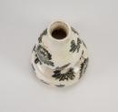 Early 20th Century - A White Glazed ‘Flower’ Goud Vase - 7