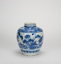 17th Century - A Blue And White ‘Lotus Pon With Mandarin Ducks’ Jar - 2