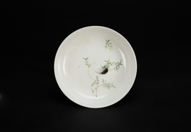 Qing - A Famille Glazed ‘Cicada’ Dish