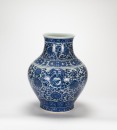 Late Qing/Republic - A Blue And White ‘Eight Treasure And Interlocking Flower’ With Double Handles Vase - 2