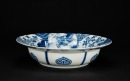 Qing Kungxi - A Blue And White ‘Deer Hunter’ Plate - 5