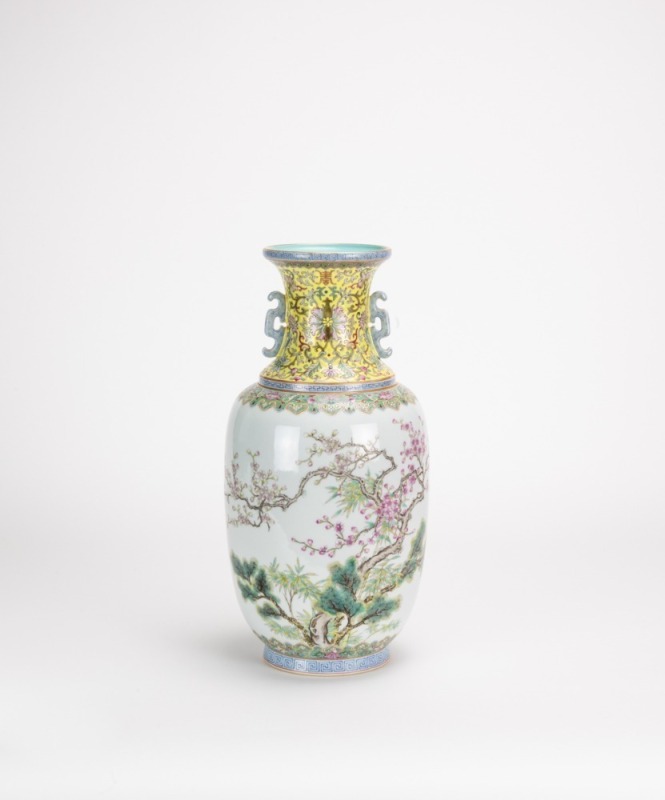 A Famille - Glazed &lsquo;Four Gentlemanly Flowers&rsquo;