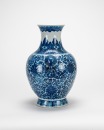 Qing-A Blue And White ‘Floral Scroll’ Vase‘Da Qing Qianlong Nain Zhi’Mark - 2