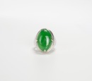 A 18k White Gold Mounted Green Jadeite Ring - 2