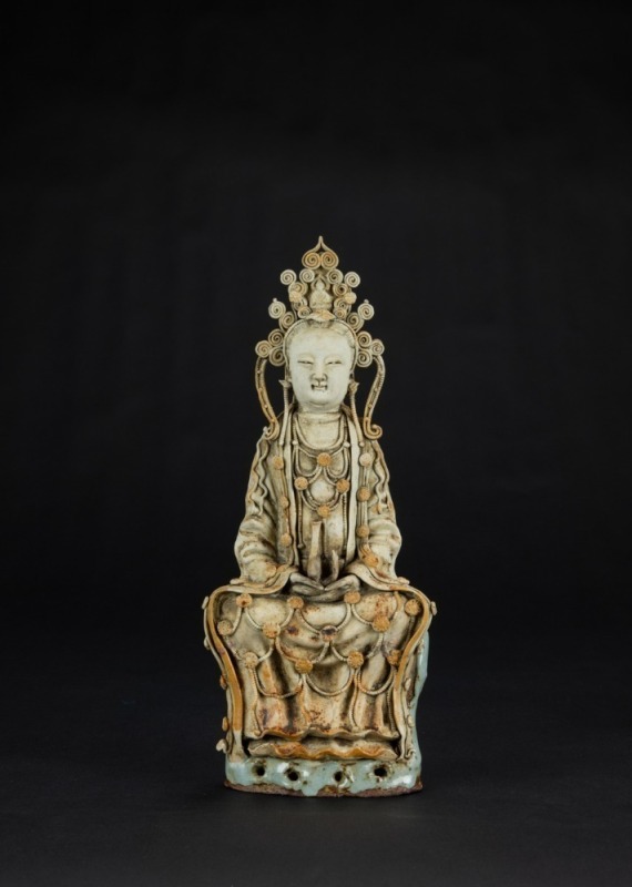 Song/Yuan-A Porcelain Guanyin With Celadon Glazed Seated Statues